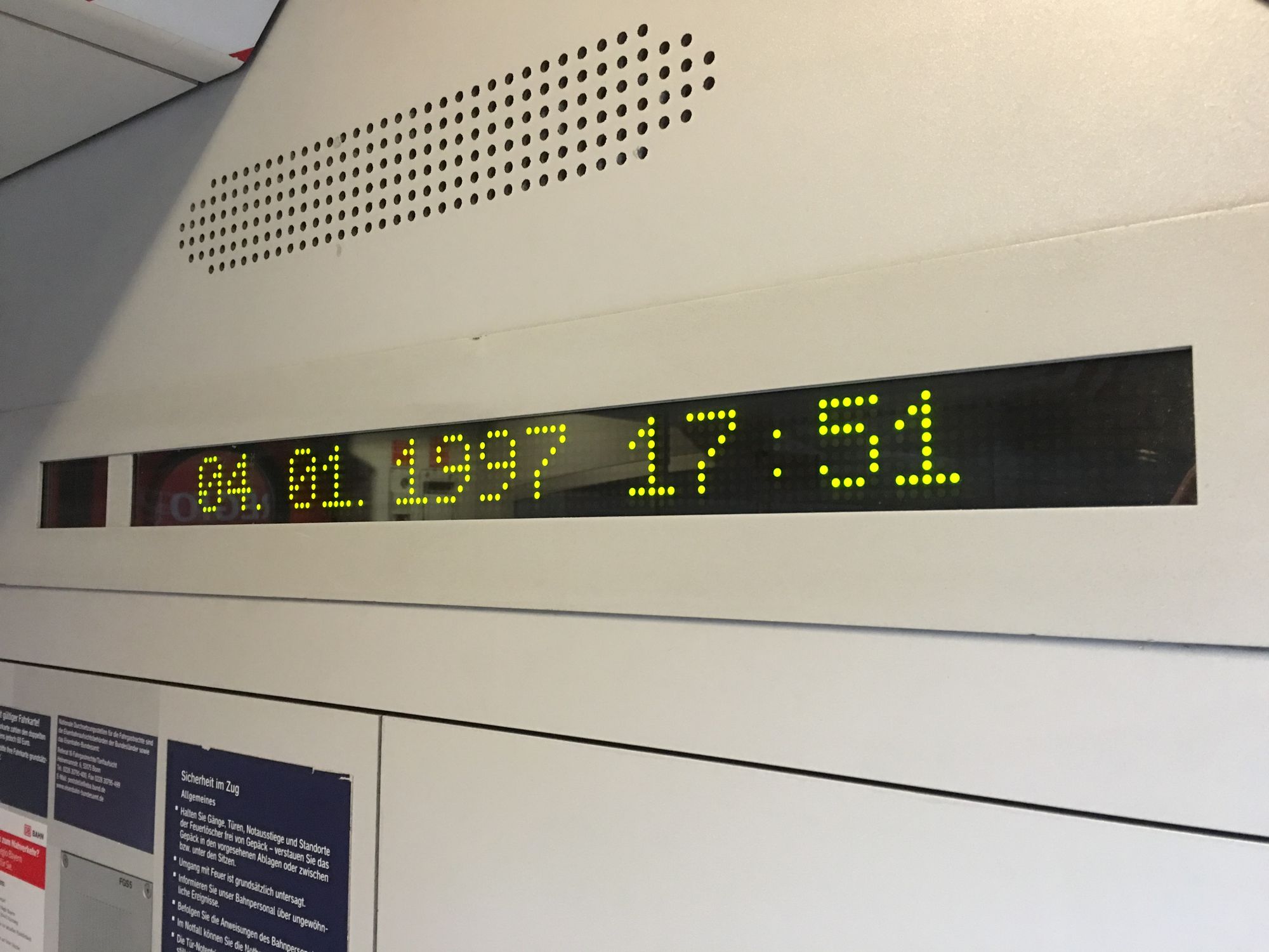 Mit der Bahn durch Zeit und Raum